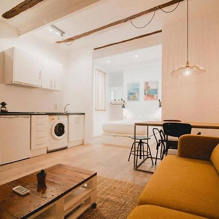 Charming Design Apartment Reina Sofia Madrid Esterno foto