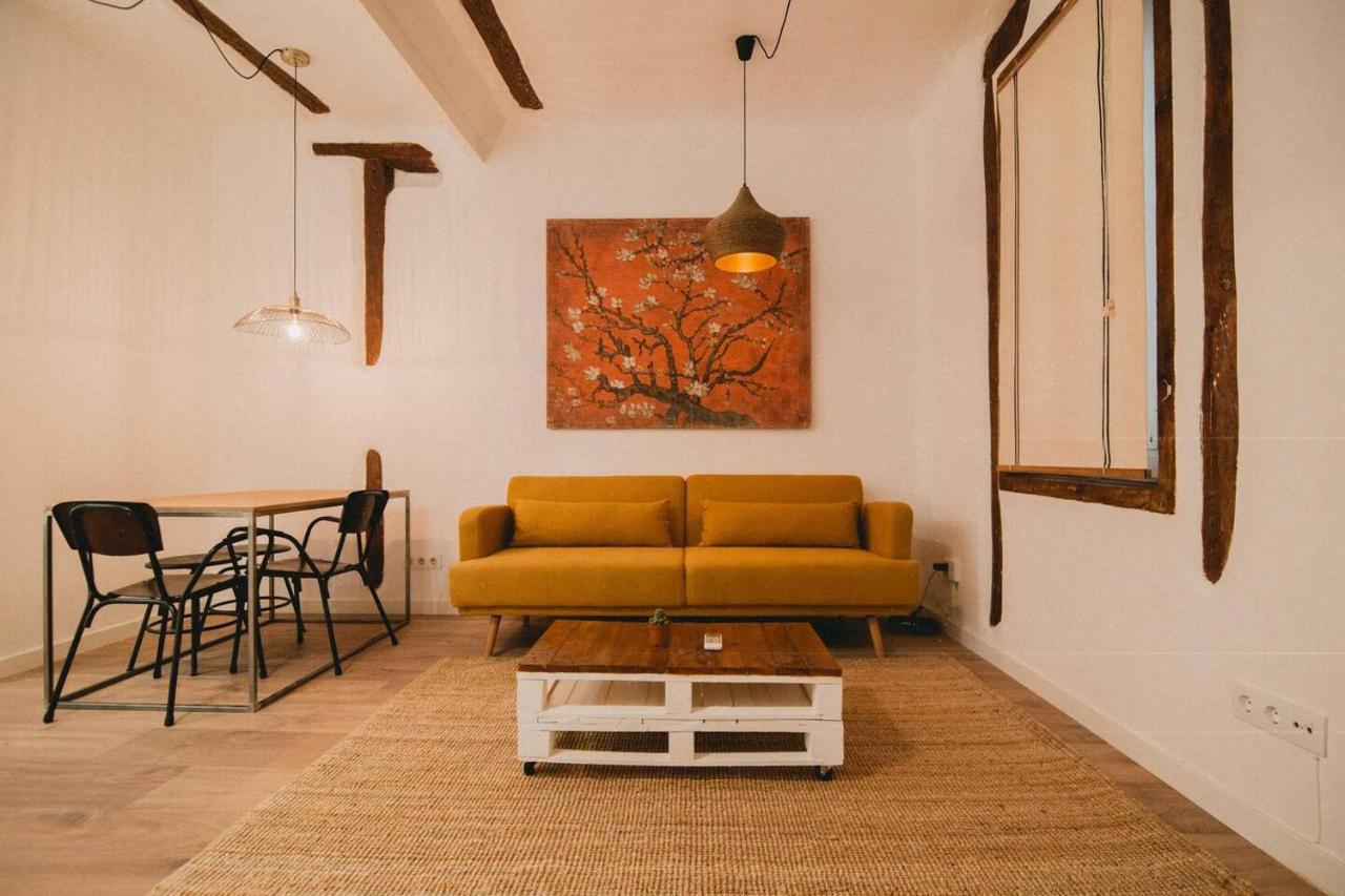 Charming Design Apartment Reina Sofia Madrid Esterno foto